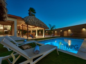 Luxury villa at Opal 27